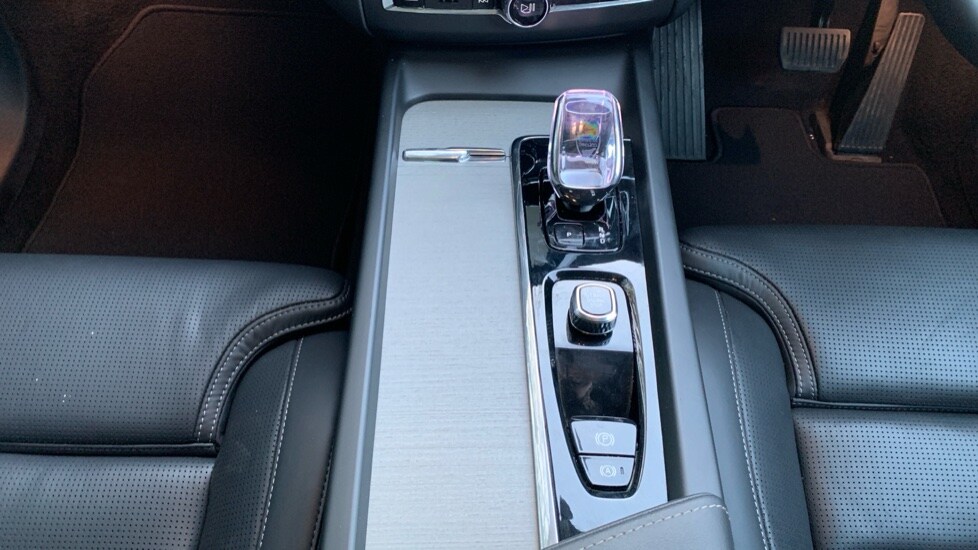 Used Volvo XC60 2025 for sale - 76519331: Photo 51