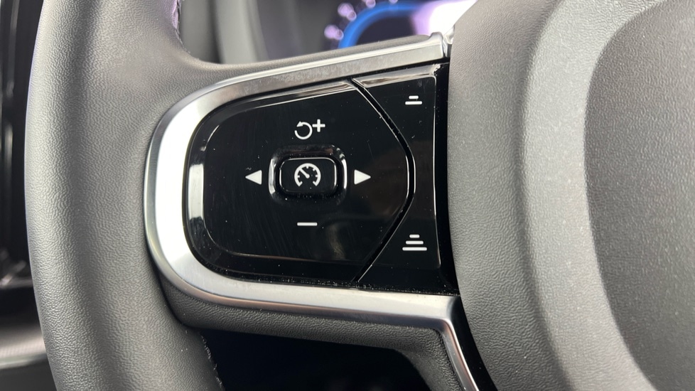 Used Volvo XC60 2021 for sale - 76738322: Photo 18