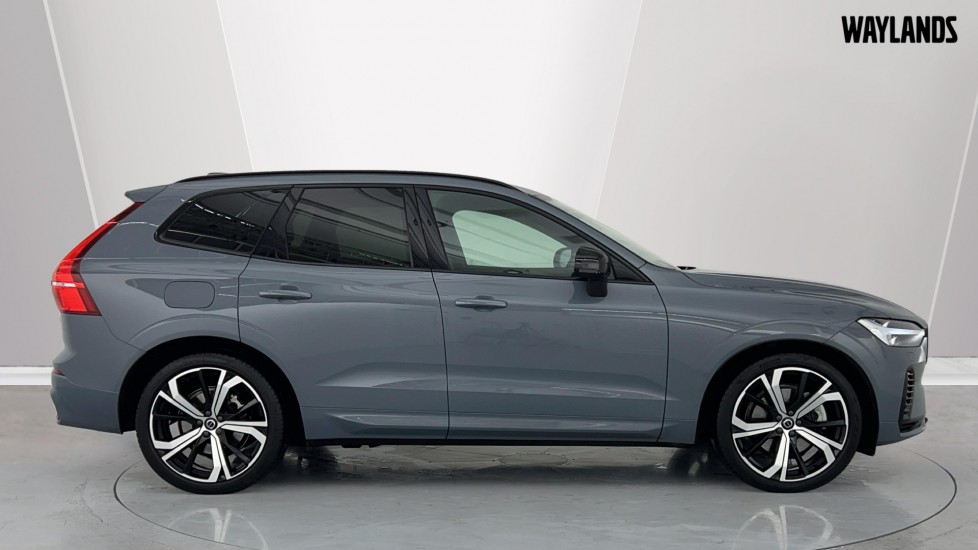 Used Volvo XC60 2021 for sale - 76738322: Photo 3