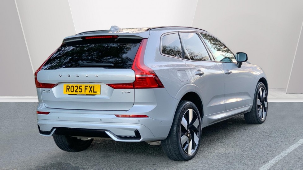 Used Volvo XC60 2025 for sale - 77269344: Photo 2