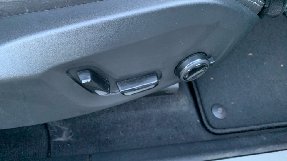 Used Volvo XC60 2025 for sale - 77269344: Photo 29