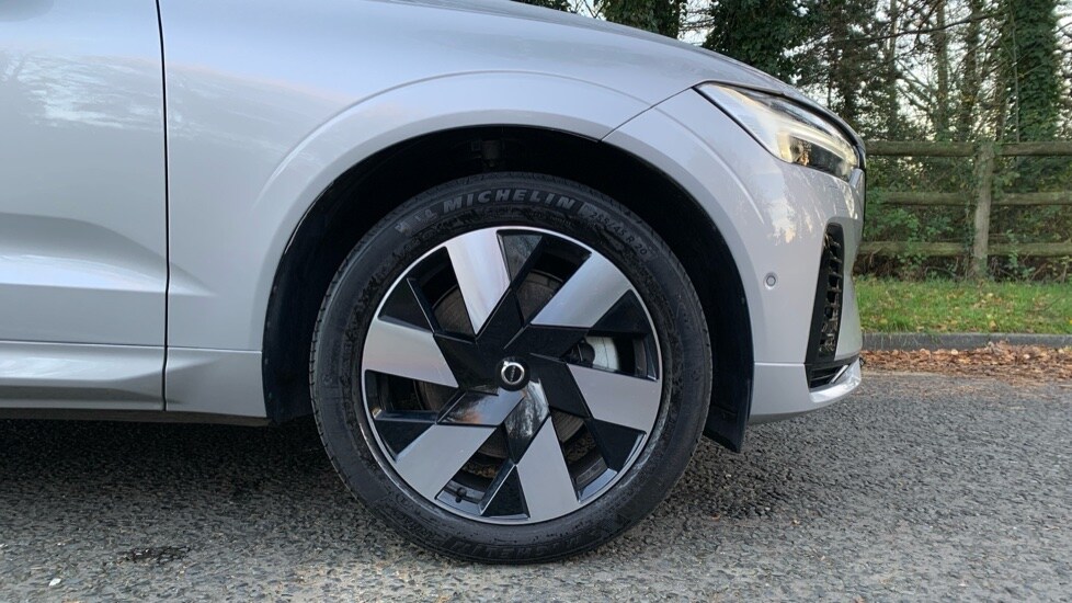 Used Volvo XC60 2025 for sale - 77269344: Photo 9