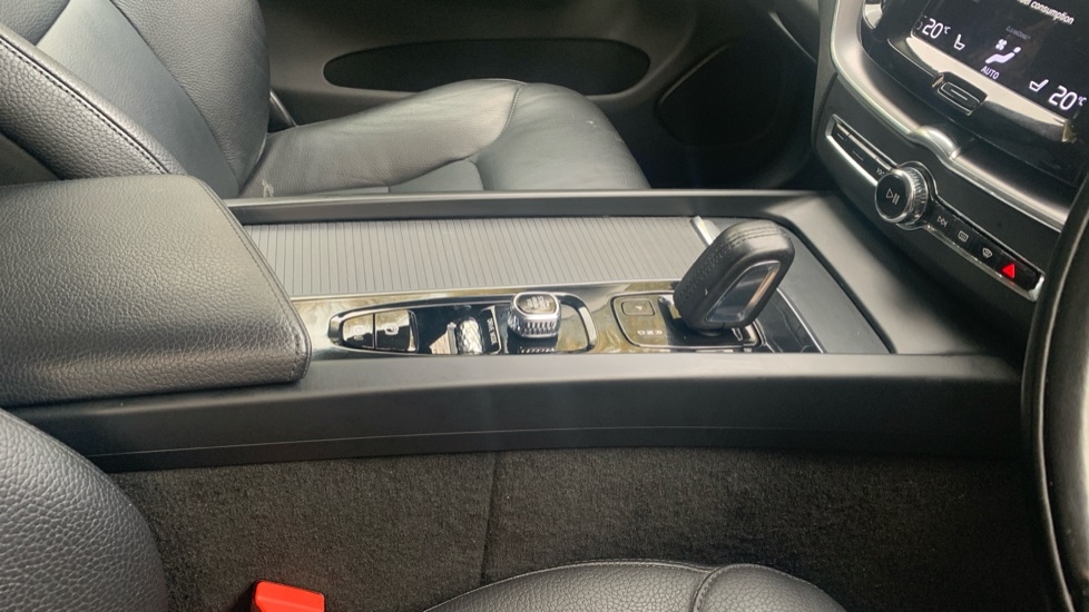 Used Volvo XC60 2021 for sale - 76788326: Photo 34