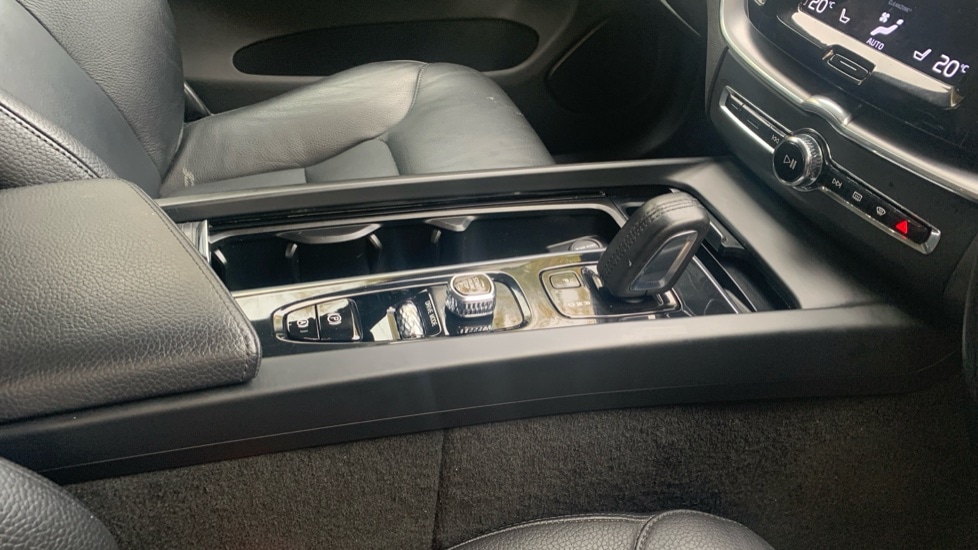 Used Volvo XC60 2021 for sale - 76788326: Photo 35