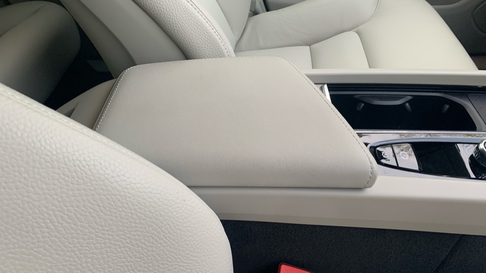 Used Volvo XC60 2022 for sale - 76593774: Photo 33