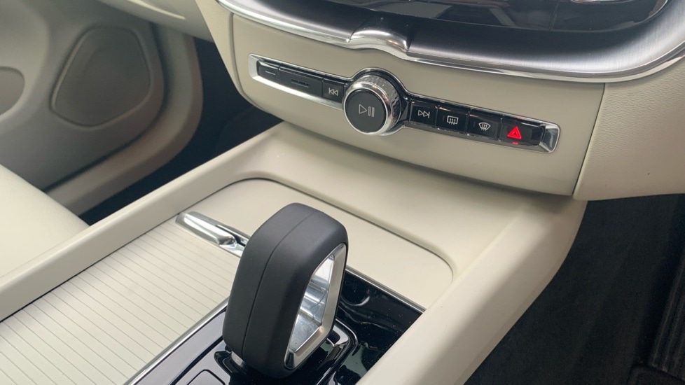 Used Volvo XC60 2022 for sale - 76593774: Photo 36