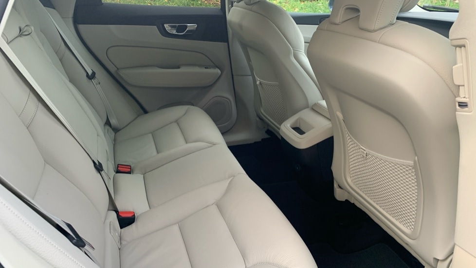 Used Volvo XC60 2022 for sale - 76593774: Photo 6