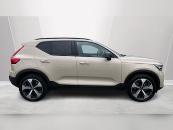 Used Volvo XC40 2025 for sale - 76971412: Photo
