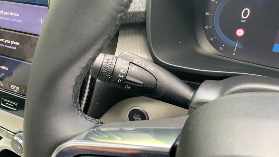 Used Volvo XC40 2024 for sale - 77256360: Photo 44