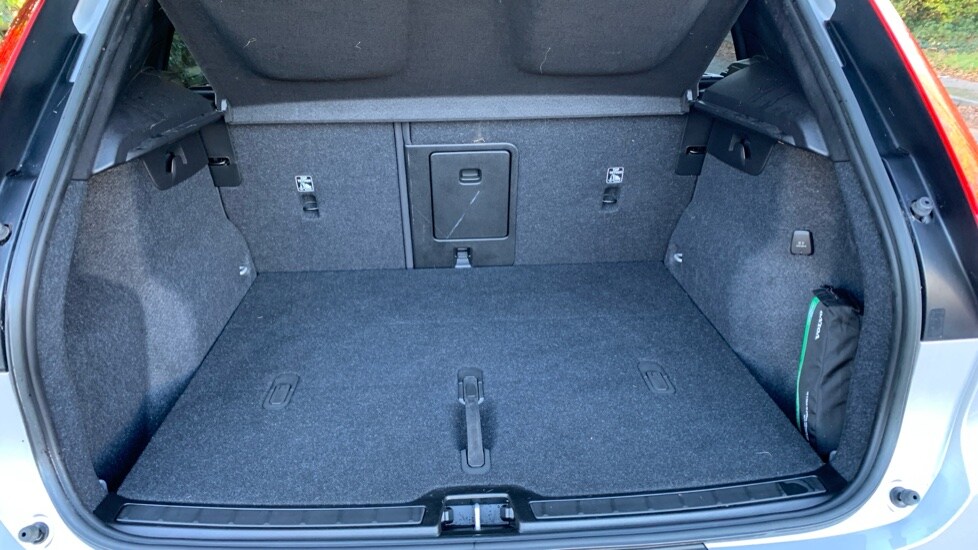 Used Volvo XC40 2022 for sale - 76366383: Photo 14