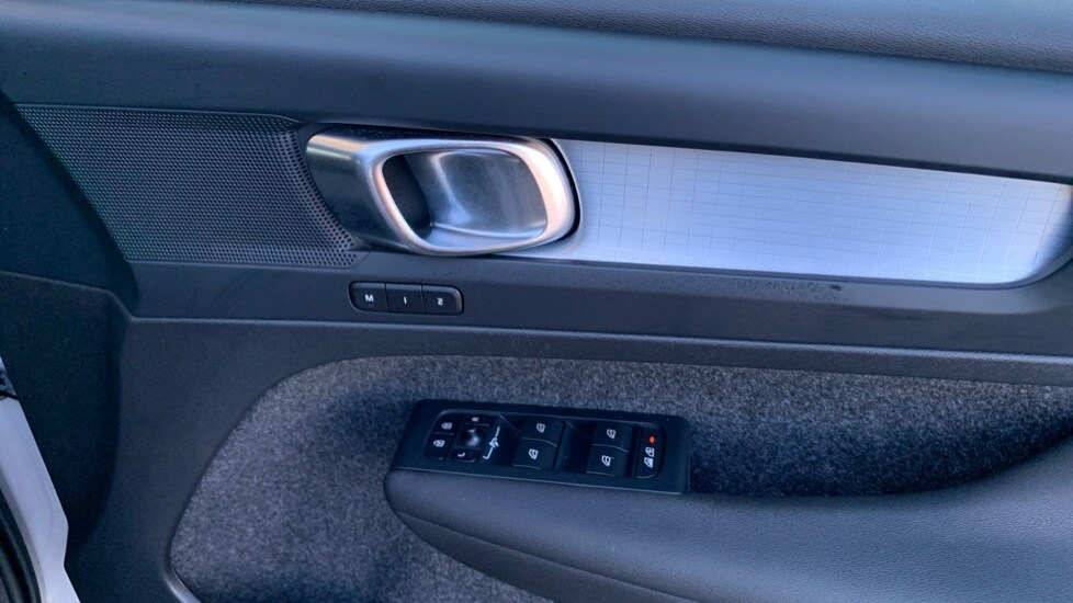 Used Volvo XC40 2022 for sale - 76366383: Photo 25