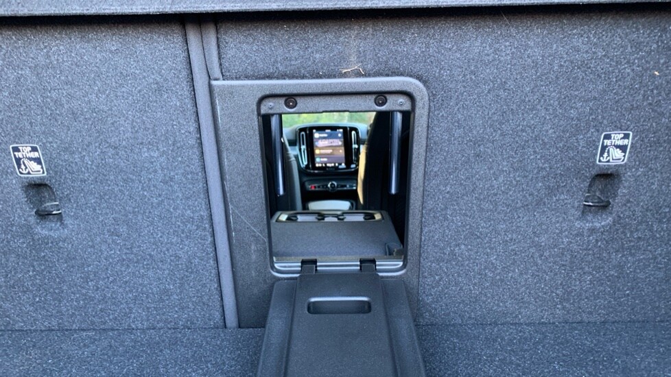 Used Volvo XC40 2022 for sale - 76366383: Photo 38