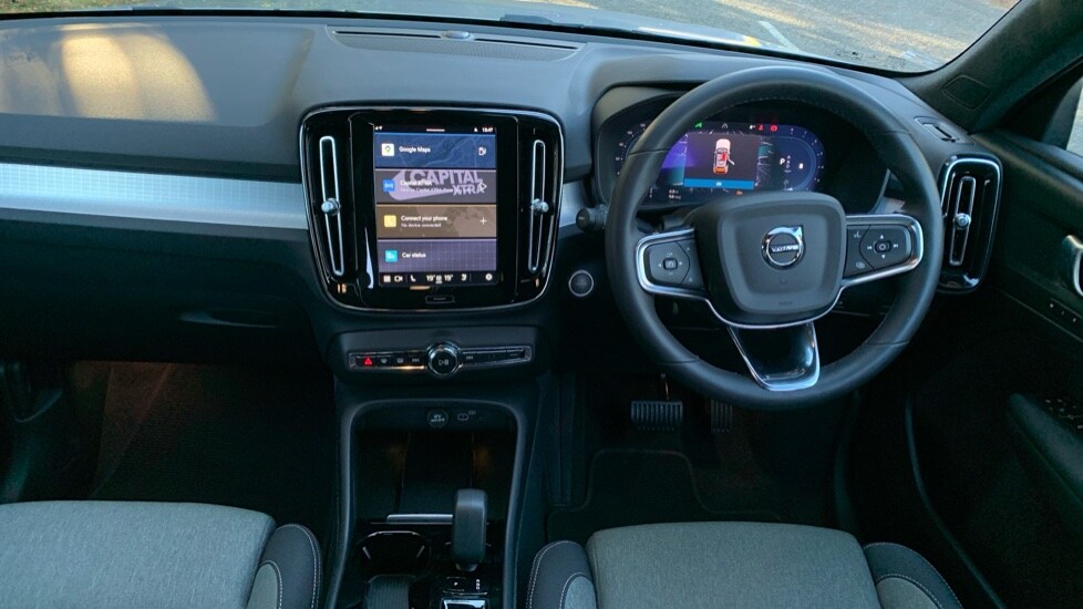 Used Volvo XC40 2022 for sale - 76366383: Photo 5