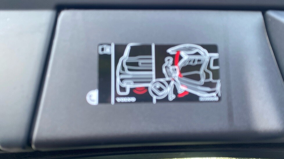 Used Volvo V90 2025 for sale - 77063394: Photo 41