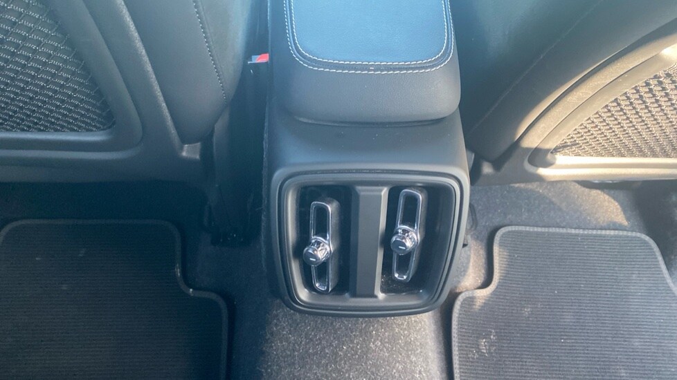 Used Volvo XC40 2021 for sale - 78055213: Photo 22