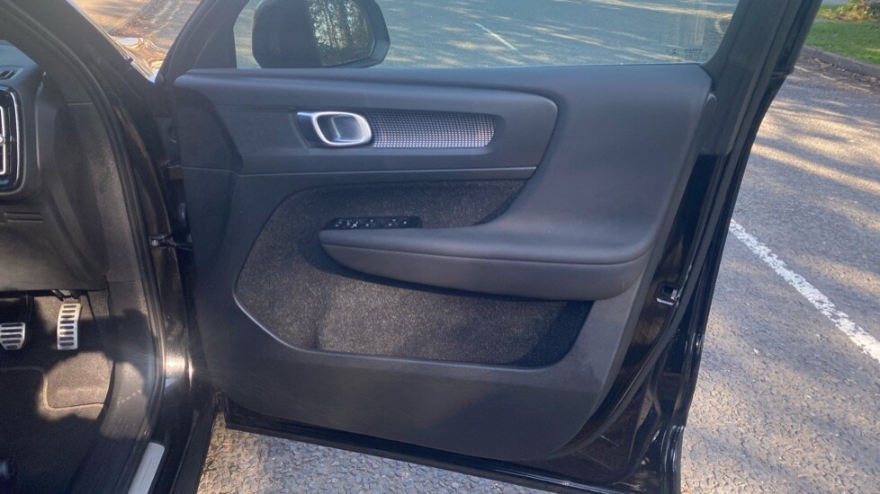 Used Volvo XC40 2021 for sale - 78055213: Photo 30