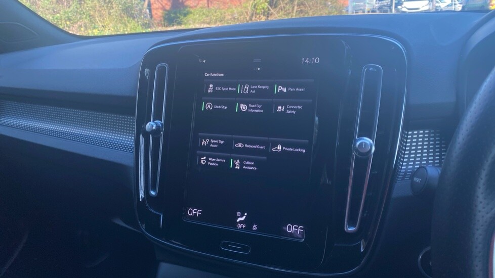 Used Volvo XC40 2021 for sale - 78055213: Photo 40