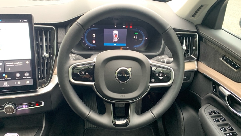 Used Volvo XC90 2025 for sale - 76851207: Photo 10