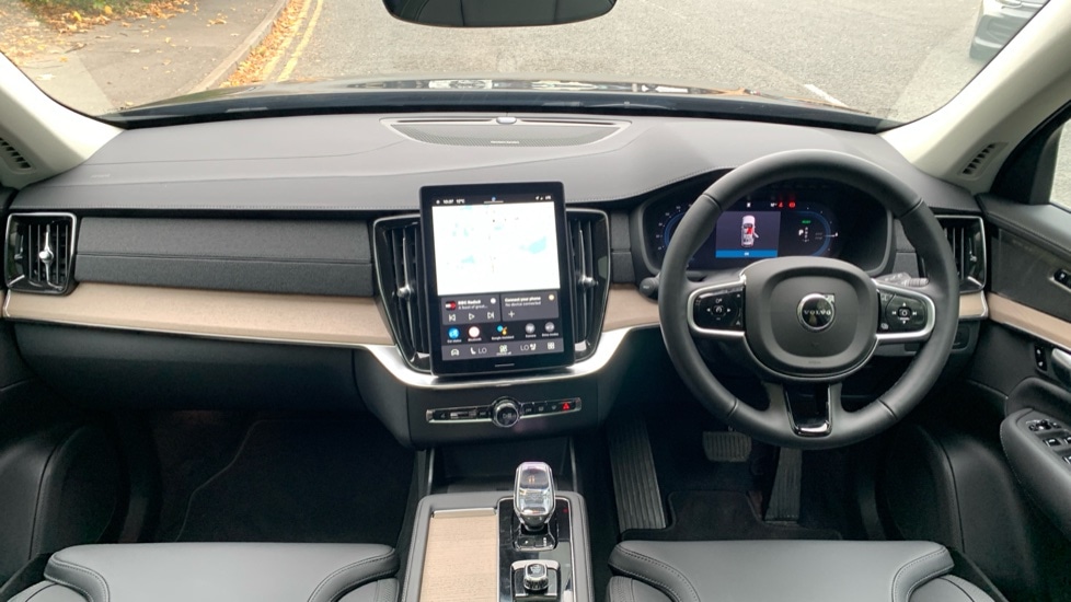 Used Volvo XC90 2025 for sale - 76851207: Photo 5