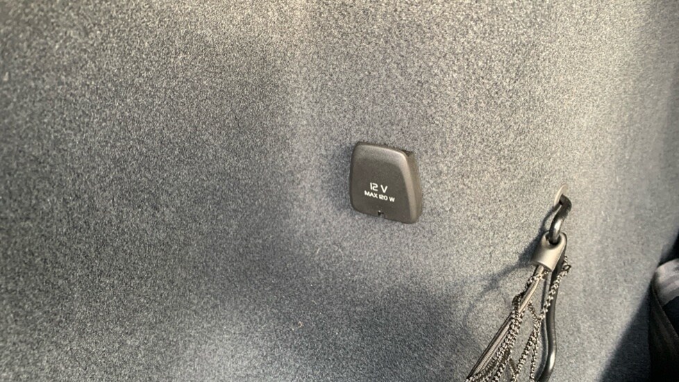 Used Volvo XC60 2024 for sale - 76311941: Photo 16