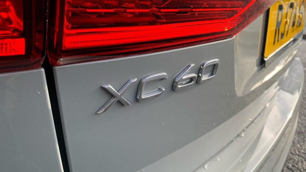 Used Volvo XC60 2024 for sale - 76311941: Photo 29