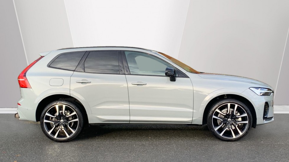 Used Volvo XC60 2024 for sale - 76311941: Photo 3