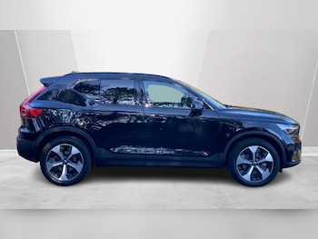 Used Volvo XC40 2025 for sale - 77762819: Photo