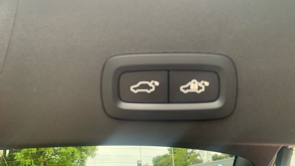 Used Volvo XC40 2023 for sale - 75929884: Photo 20