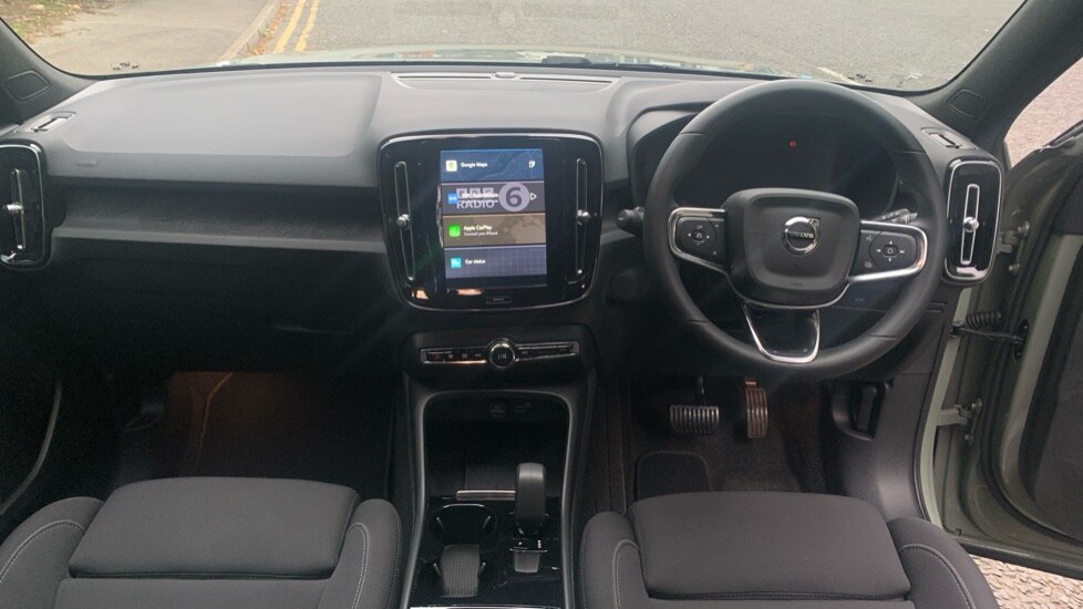 Used Volvo XC40 2023 for sale - 75929884: Photo 5