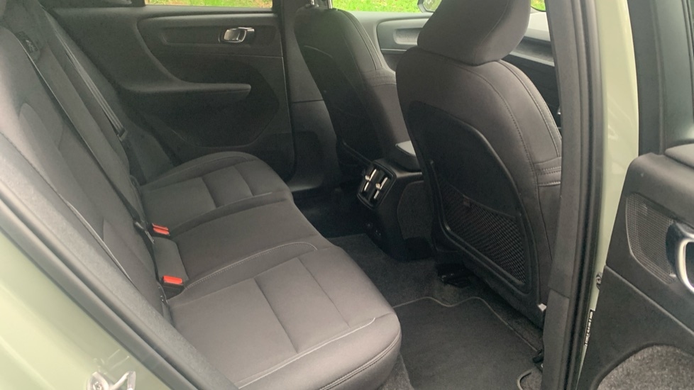 Used Volvo XC40 2023 for sale - 75929884: Photo 6