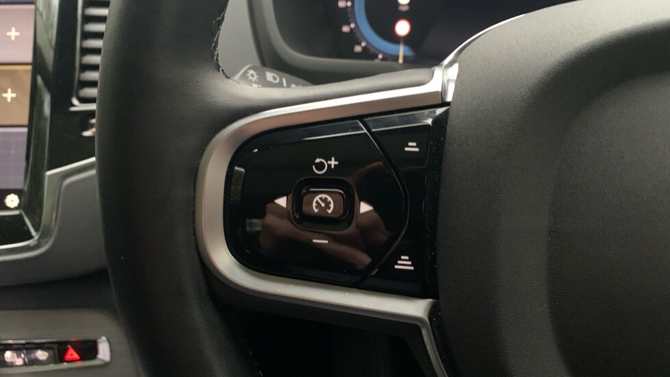 Used Volvo XC90 2024 for sale - 76519319: Photo 31