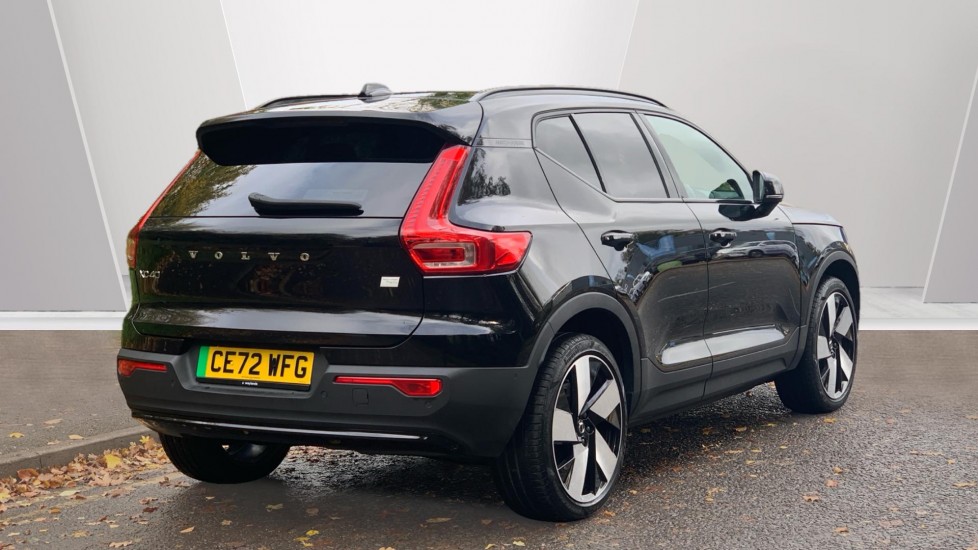 Used Volvo XC40 2022 for sale - 76888740: Photo 2
