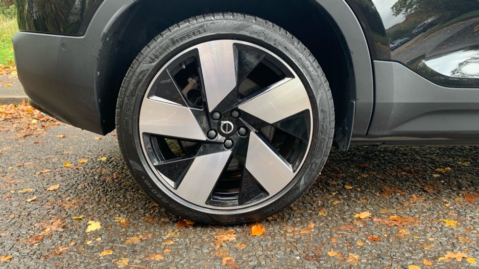 Used Volvo XC40 2022 for sale - 76888740: Photo 32