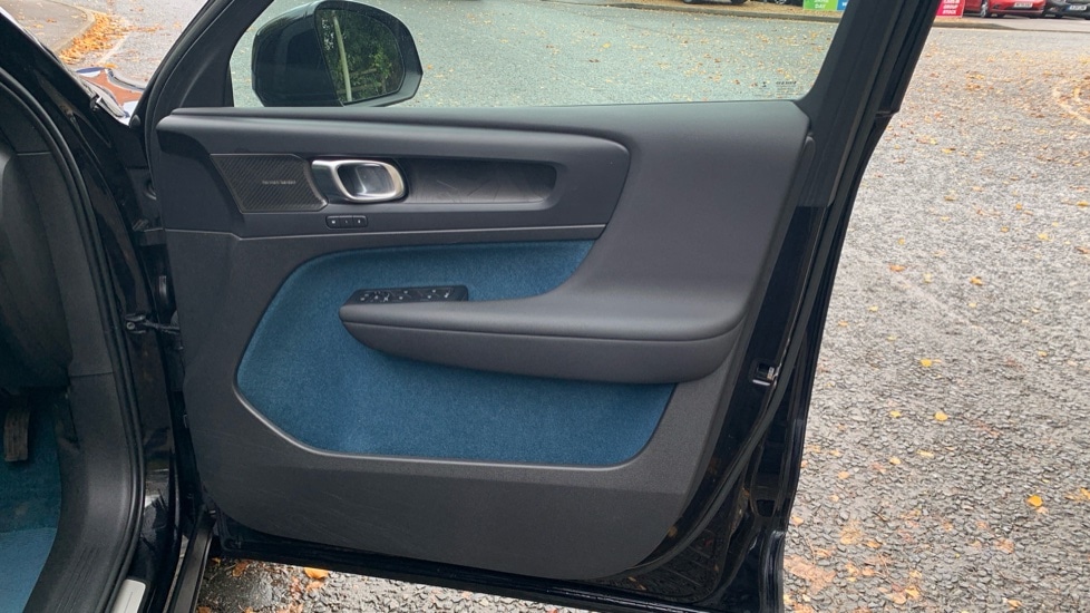 Used Volvo XC40 2022 for sale - 76888740: Photo 33