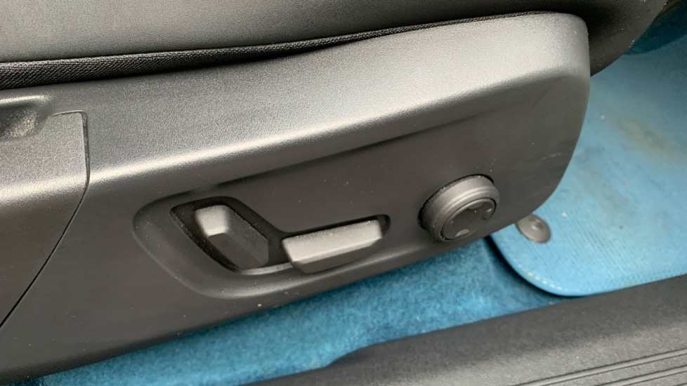 Used Volvo XC40 2022 for sale - 76888740: Photo 36