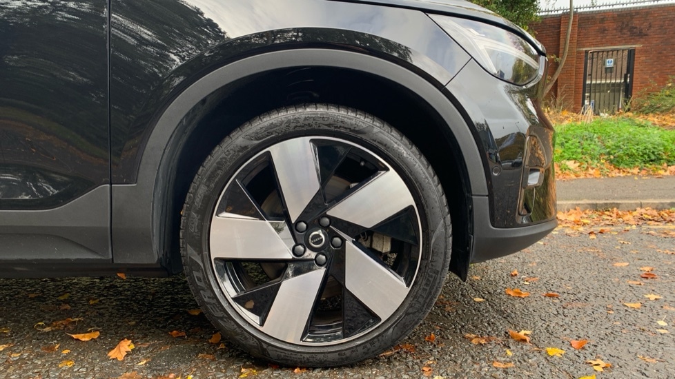 Used Volvo XC40 2022 for sale - 76888740: Photo 9