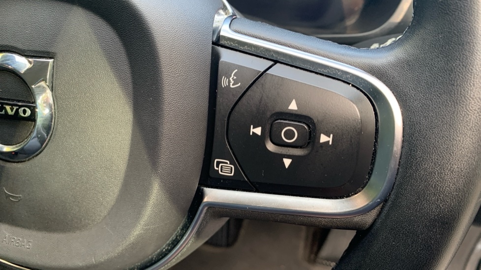 Used Volvo XC60 2022 for sale - 77019838: Photo 33