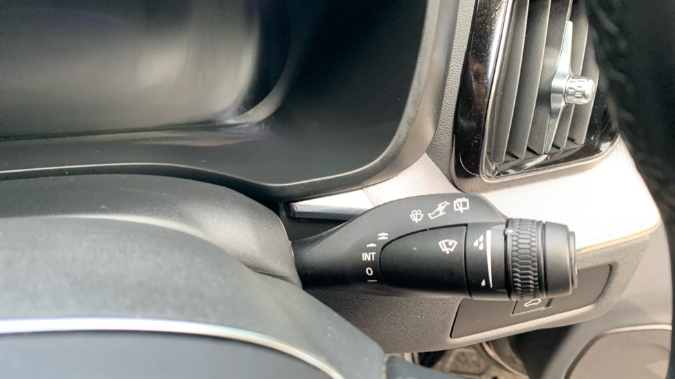 Used Volvo XC60 2022 for sale - 77019838: Photo 35