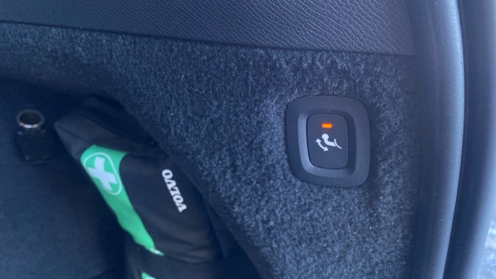 Used Volvo XC90 2022 for sale - 77178136: Photo 18