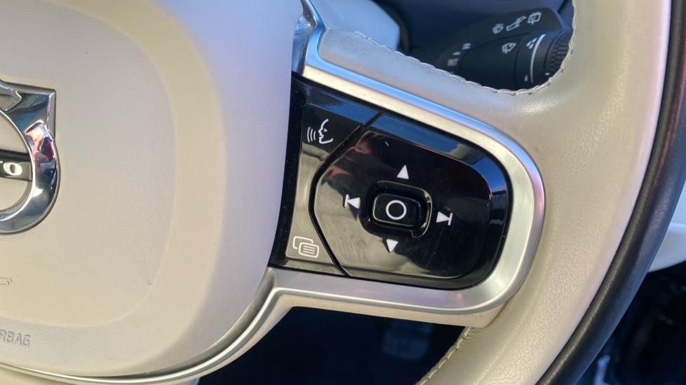 Used Volvo XC90 2022 for sale - 77178136: Photo 39