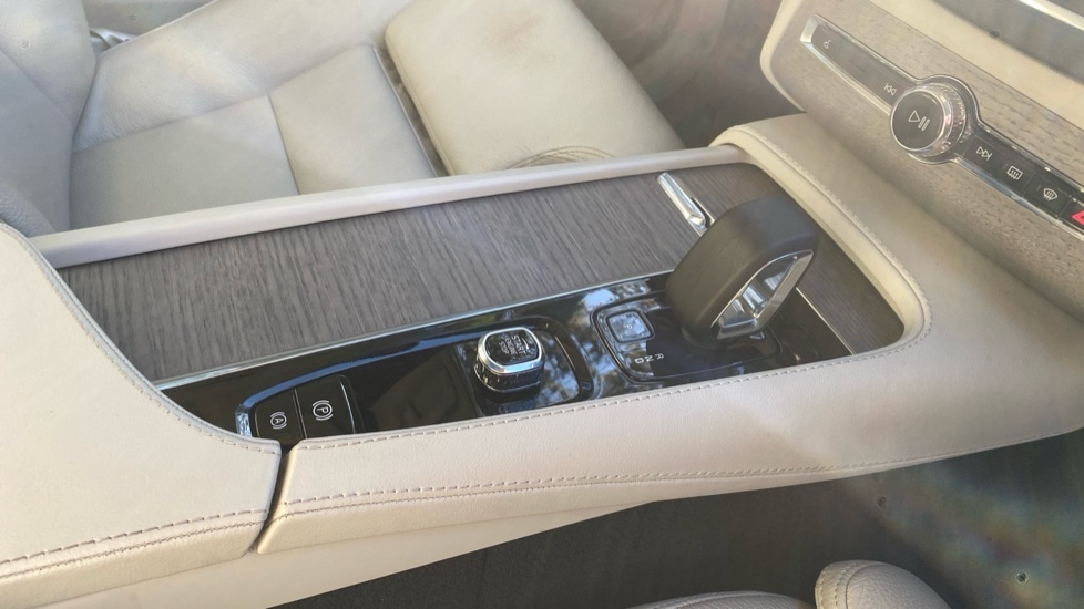 Used Volvo XC90 2022 for sale - 77178136: Photo 43