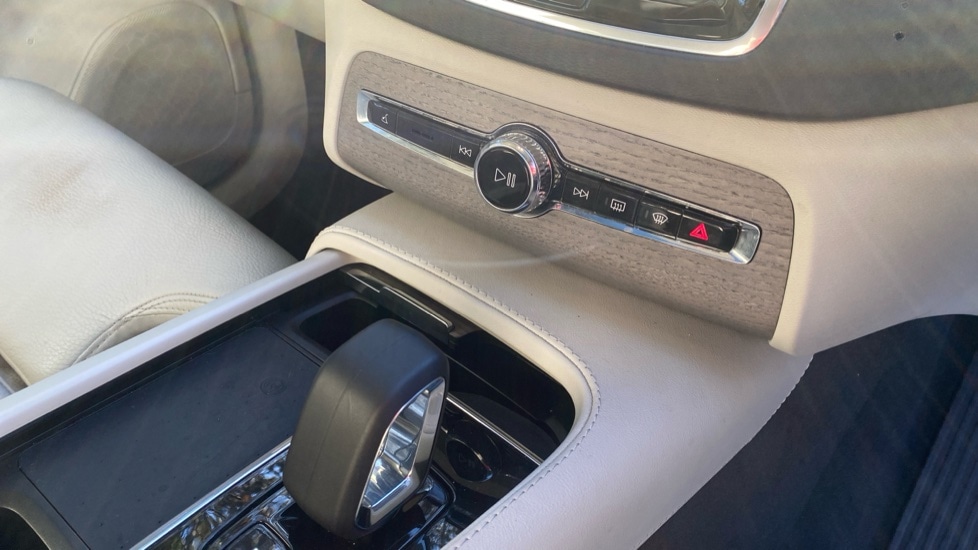 Used Volvo XC90 2022 for sale - 77178136: Photo 45