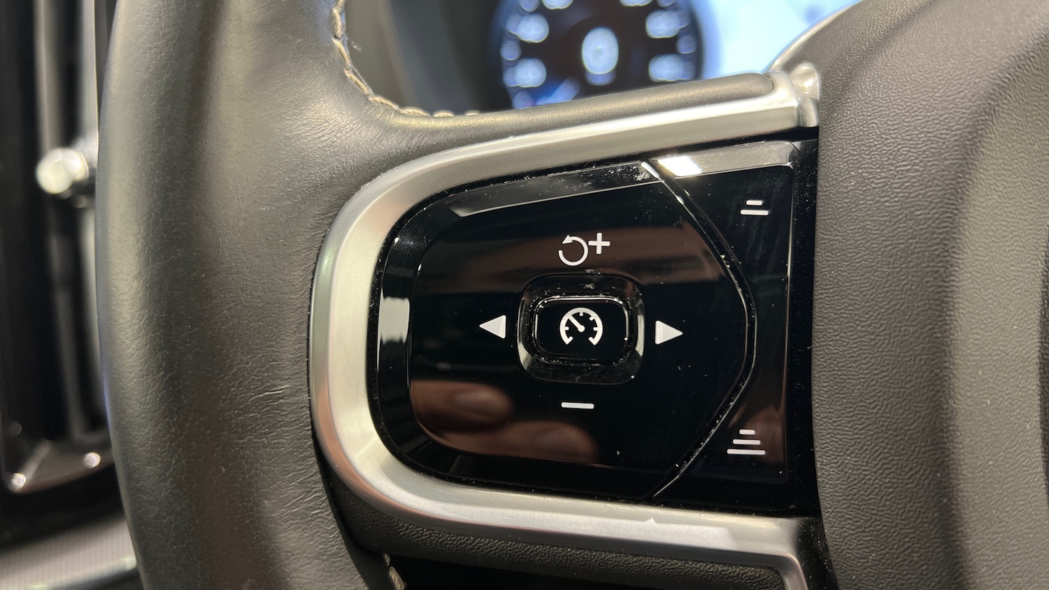 Used Volvo XC60 2020 for sale - 76434740: Photo 16