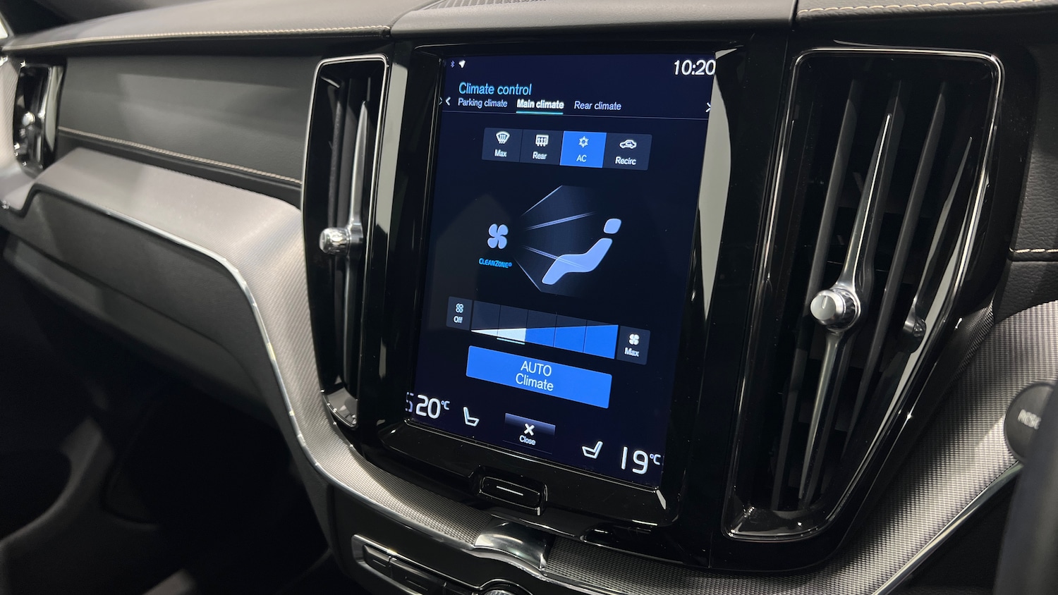 Used Volvo XC60 2020 for sale - 76434740: Photo 21