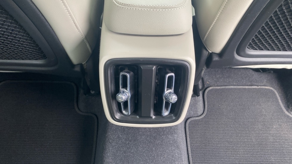 Used Volvo XC40 2022 for sale - 77893992: Photo 22