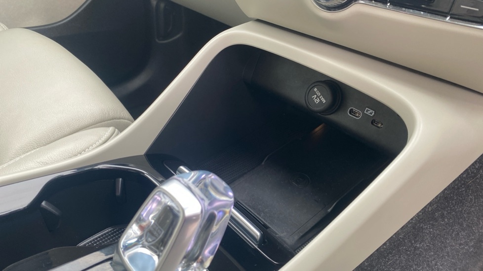 Used Volvo XC40 2022 for sale - 77893992: Photo 38