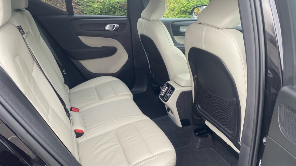 Used Volvo XC40 2022 for sale - 77893992: Photo 6