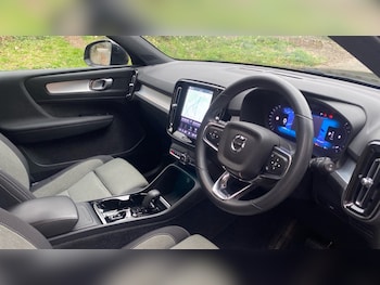 Used Volvo XC40 2022 for sale - 77755571: Photo