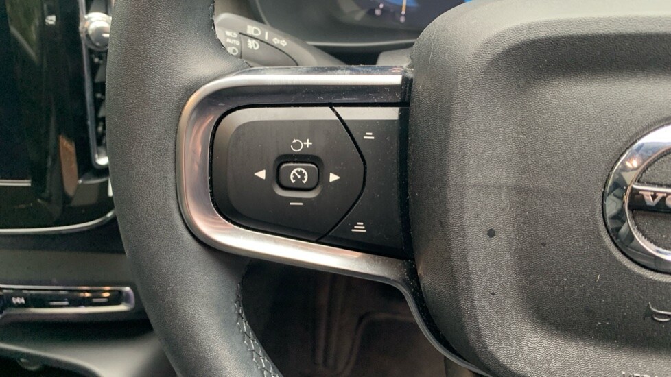 Used Volvo XC40 2025 for sale - 76519338: Photo 29