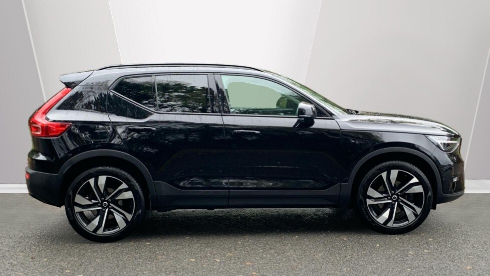 Used Volvo XC40 2025 for sale - 76519338: Photo 3